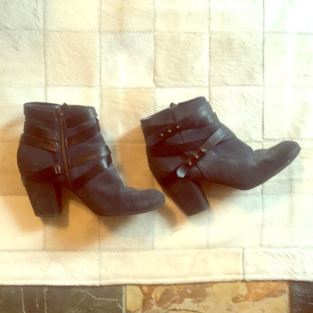 Adorable blue booties